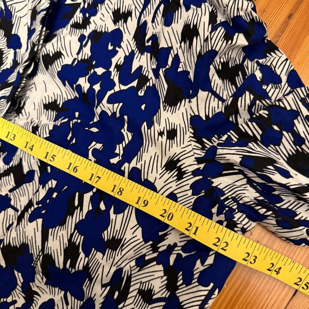Zuri shirt (petal to the metal print), size large - Picture 4 of 6